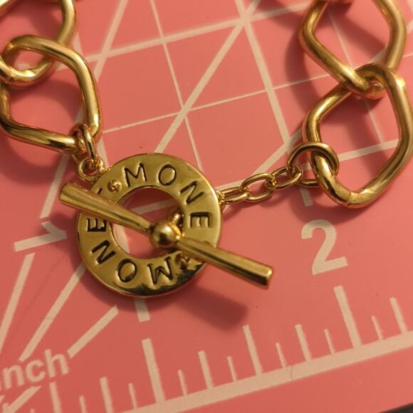 Monet Red Teardrop Crystal Charm Gold-Tone Chain Toggle Clasp Bracelet 6.5-6.75" - Picture 8 of 8